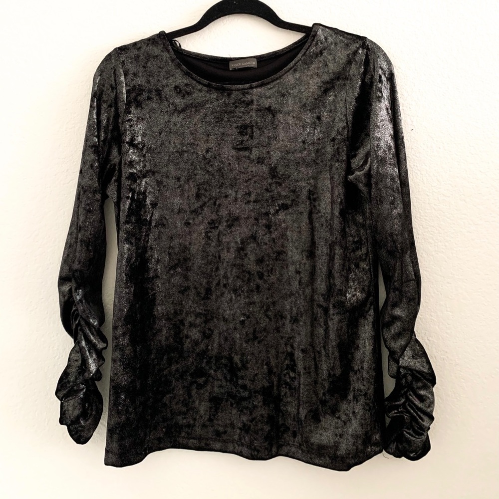 Black shiny top